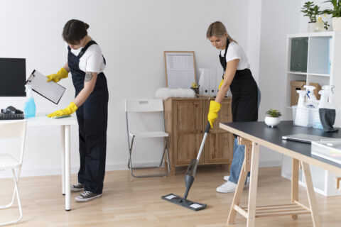 What’s Included in a Professional House Cleaning Service in Redwood City?